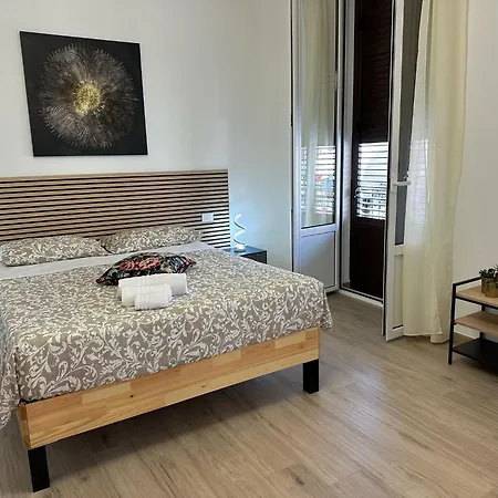 Holiday home Mia Palermo